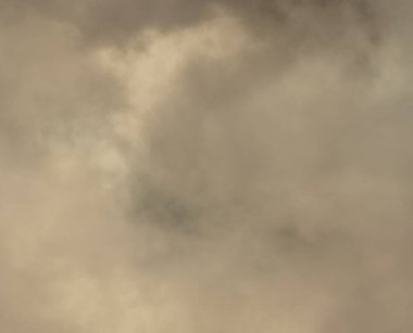 Yağmurdan önce beyaz bulutlar, bulutlu hava arkaplanı