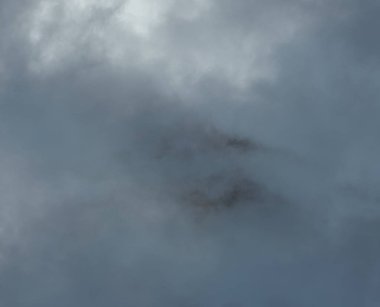 bulutlu yağışlı sezon hava ile gökyüzü