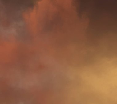 soyut grunge bulutlar, kopya alanı ile renkli arka plan