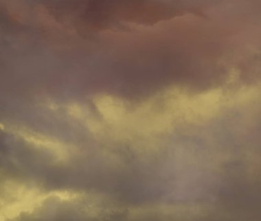 bulutlar ile renkli gökyüzü arka plan