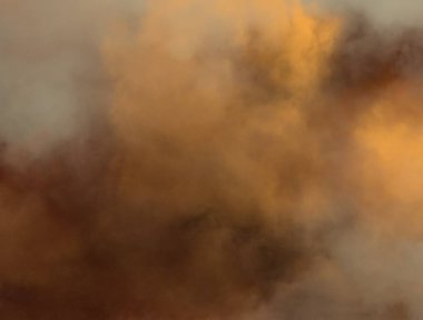 soyut grunge bulutlar, kopya alanı ile renkli arka plan