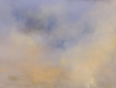 Akşam arka plan opak gökyüzünde. Çok üzücü sizce