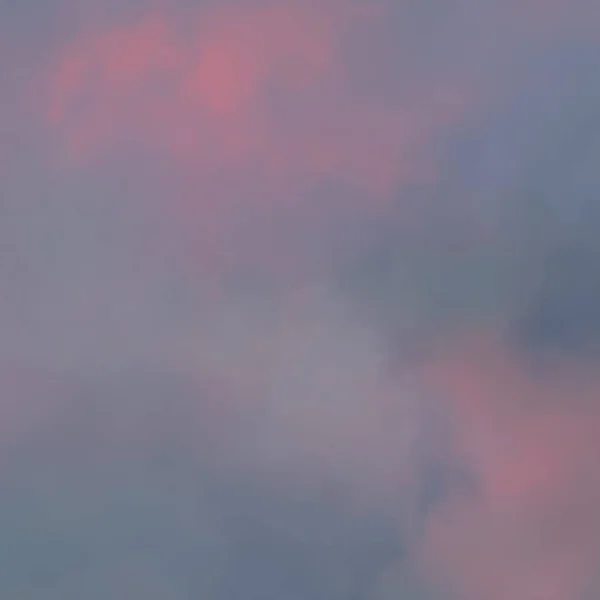 Sturm Und Flauschige Wolken Reflex Der Sonnenuntergangssonne Himmel Vor Einem — Stockfoto