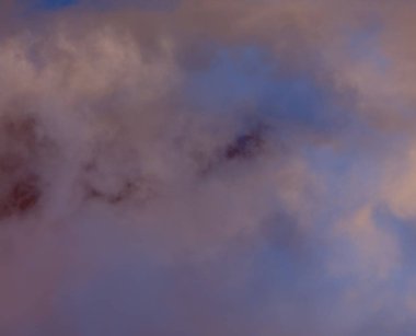 Güney İtalyan Akdeniz Sahili Boyunca Gün Batımında Gökyüzünde Kalp