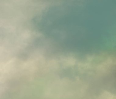 soyut grunge bulutlar, kopya alanı ile renkli arka plan