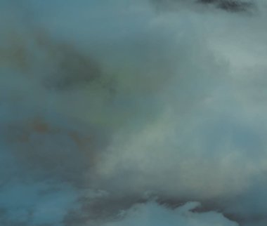 soyut grunge bulutlar, kopya alanı ile renkli arka plan