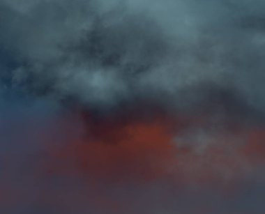 alacakaranlık zaman arka plan güzel renkli gökyüzü ve bulut