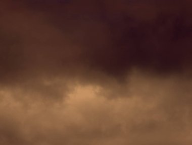 soyut arka plan kasvetli bulutlar güneş tarafından aydınlatılmış