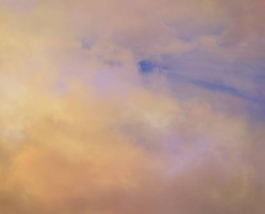 soyut grunge bulutlar, kopya alanı ile renkli arka plan