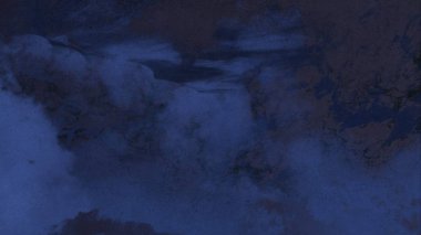 Metin için yeri olan boya lekeleriyle soyut arkaplan