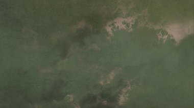 Metin için yeri olan boya lekeleriyle soyut arkaplan