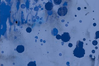 parlak soyut suluboya darbeleri ve lekeleri ışık tonlarında arka plan desen