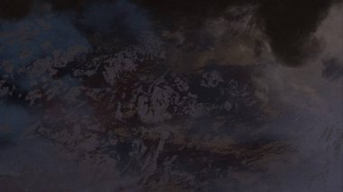 Metin için yeri olan boya lekeleriyle soyut arkaplan