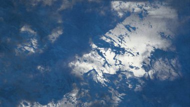 Metin için yeri olan boya lekeleriyle soyut arkaplan