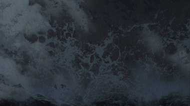 Metin için yeri olan boya lekeleriyle soyut arkaplan