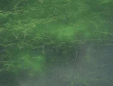 metin için alan ile arka planda soyut renkli lekeler