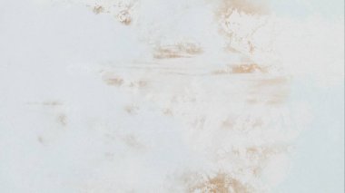 Metin için yeri olan boya lekeleriyle soyut arkaplan