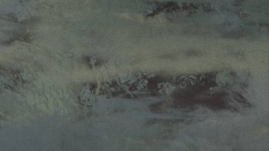 Metin için yeri olan boya lekeleriyle soyut arkaplan