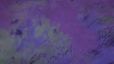 Metin için yeri olan boya lekeleriyle soyut arkaplan