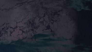 Metin için yeri olan boya lekeleriyle soyut arkaplan