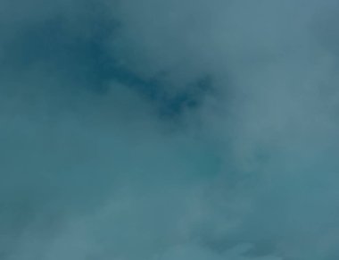 soyut grunge bulutlar, kopya alanı ile renkli arka plan