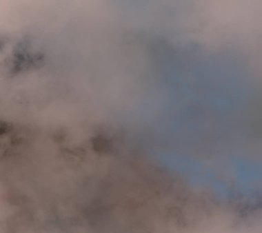 soyut grunge bulutlar, kopya alanı ile renkli arka plan