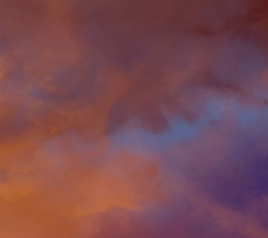 soyut grunge bulutlar, kopya alanı ile renkli arka plan