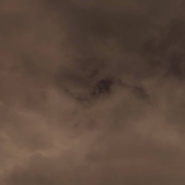 Yağmur arka plan önce Cloudscape. Bulutlar desen. Sıcak renkler