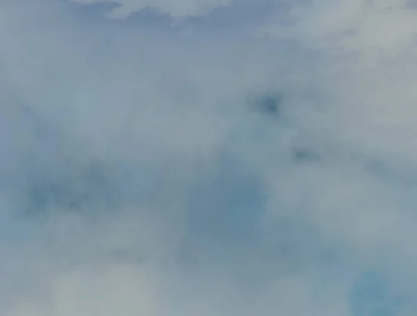 夏の空気に青い背景 — ストック写真