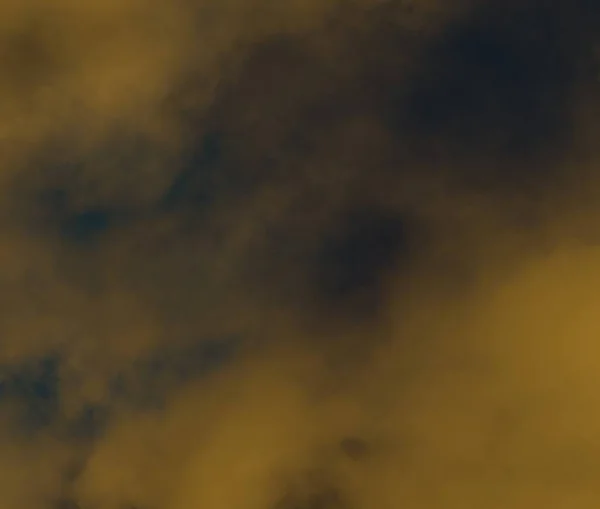 Золоте Світло Небі Ввечері Барвисте Небо Дощові Хмари — стокове фото