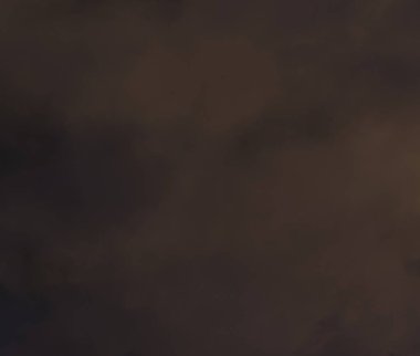 Turuncu sis ve siyah sahne stüdyosu vitrin oda arka plan üzerinde sis etkisi.