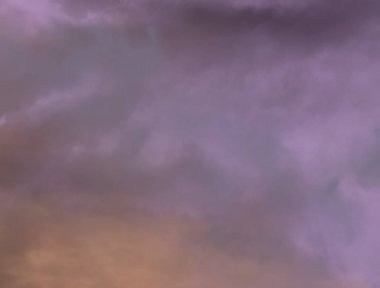 soyut grunge bulutlar, kopya alanı ile renkli arka plan