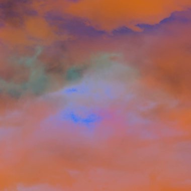 soyut grunge bulutlar, kopya alanı ile renkli arka plan