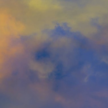 Metin için alanı olan soyut renkli arkaplan