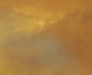 soyut grunge bulutlar, kopya alanı ile renkli arka plan