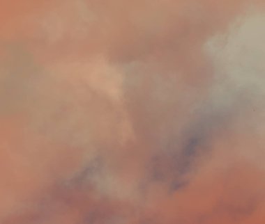 soyut grunge bulutlar, kopya alanı ile renkli arka plan