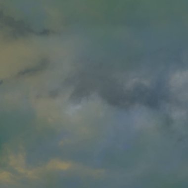 Tonları ve gökkuşağı ile Akşam gökyüzü su spreyi, ışık yansıması ve güzel ışık kırılması neden. 