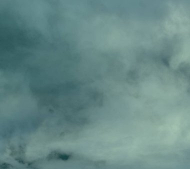 soyut grunge bulutlar, kopya alanı ile renkli arka plan