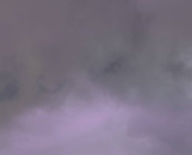 soyut grunge bulutlar, kopya alanı ile renkli arka plan