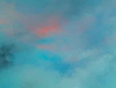 soyut grunge bulutlar, kopya alanı ile renkli arka plan