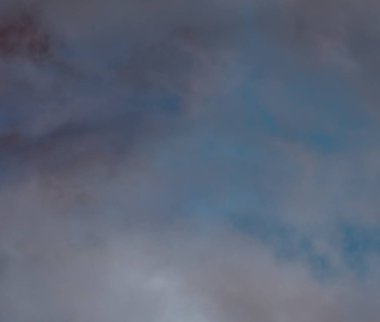 soyut grunge bulutlar, kopya alanı ile renkli arka plan