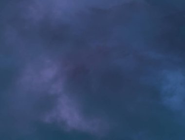 soyut grunge bulutlar, kopya alanı ile renkli arka plan