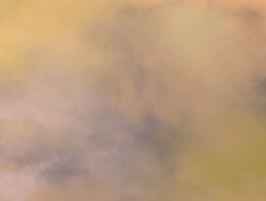 soyut grunge bulutlar, kopya alanı ile renkli arka plan