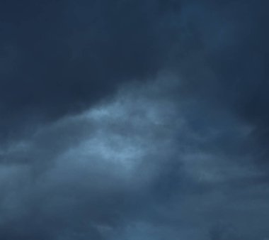 soyut grunge bulutlar, kopya alanı ile renkli arka plan