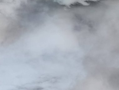 soyut grunge bulutlar, kopya alanı ile renkli arka plan