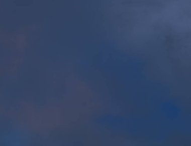 soyut grunge bulutlar, kopya alanı ile renkli arka plan