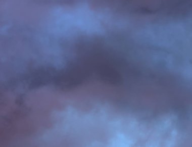 soyut grunge bulutlar, kopya alanı ile renkli arka plan