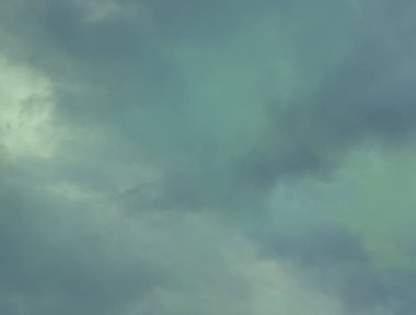 soyut grunge bulutlar, kopya alanı ile renkli arka plan