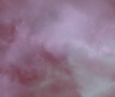 Beyaz kağıt arka planda renkli parlak mürekkep ve suluboya doku. Boya sızıntıları ve ombre etkileri. El boyaması soyut görüntü.