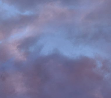 soyut grunge bulutlar, kopya alanı ile renkli arka plan